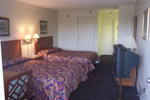אפופקה Crosby'S Motor Inn מראה חיצוני תמונה