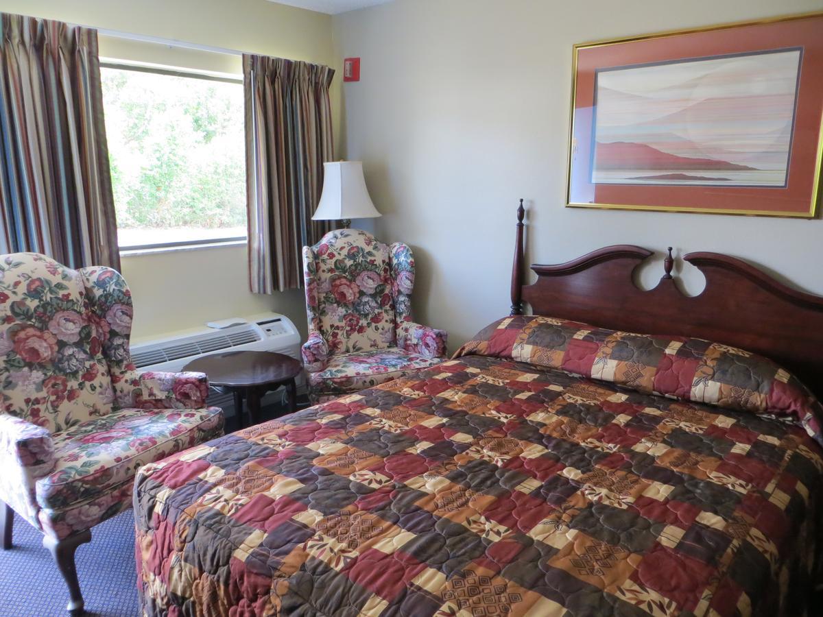 אפופקה Crosby'S Motor Inn מראה חיצוני תמונה